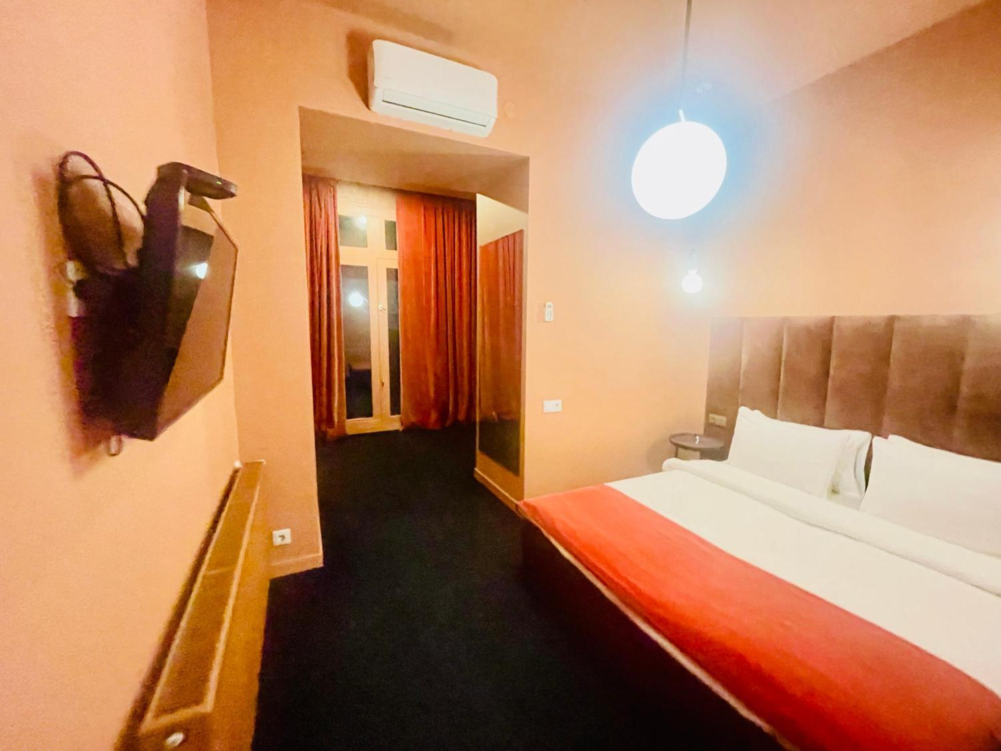 Freeze Inn Tbilisi Eksteriør billede